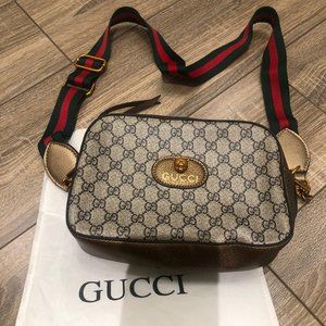 Authentic Women's Gucci Satchel